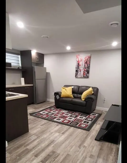 Home Away From Home Winnipeg 0*,  Canada